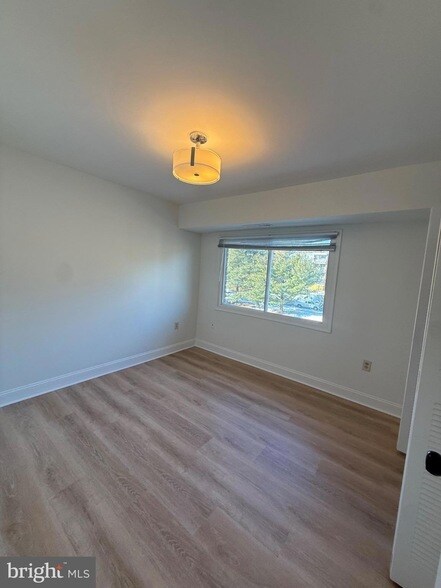 Building Photo - 3842 Bel Pre Rd