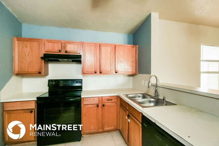 Building Photo - 15400 Lilly Garden Ln