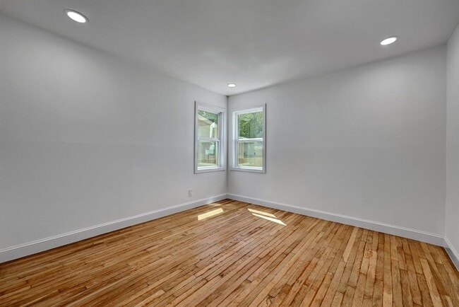 Building Photo - 203 Nelray Blvd