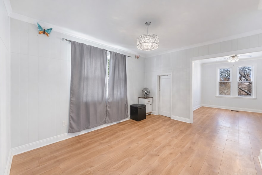 Building Photo - 6337 W Patterson Ave