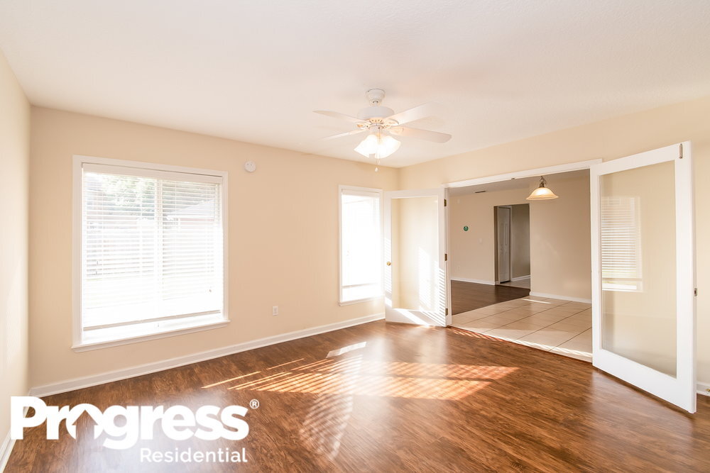 Building Photo - 3338 International Village Ct