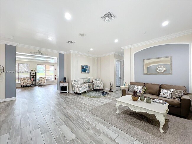 Building Photo - 11720 St Andrews Place St