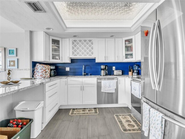 Building Photo - 159 SW 47th Terrace