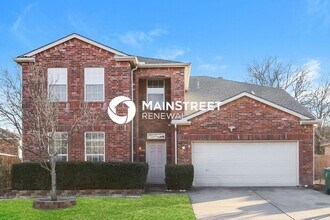 Building Photo - 5 Bedroom Pet-Friendly Home in Arlington, TX with Main Street Renewal