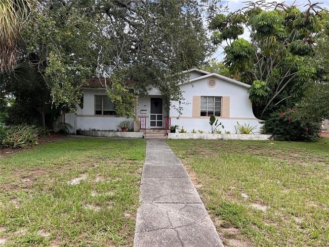 Primary Photo - 301 24th Ave N