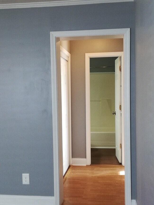 Building Photo - 1709 Sails Way