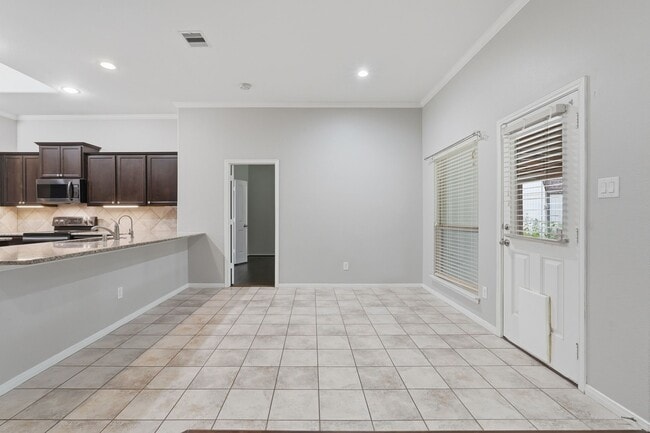 Building Photo - 9217 Silver Back Trail