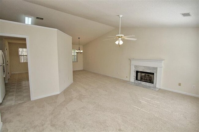 Building Photo - 2510 Fort Daniels Dr NE