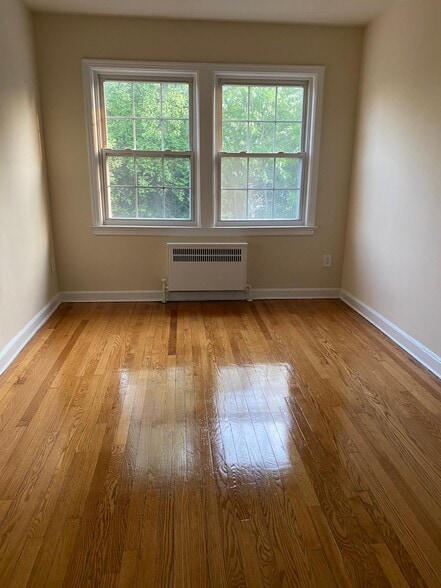 Building Photo - 290 Millburn Ave