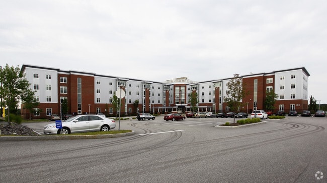 Building Photo - Upperclass Hall