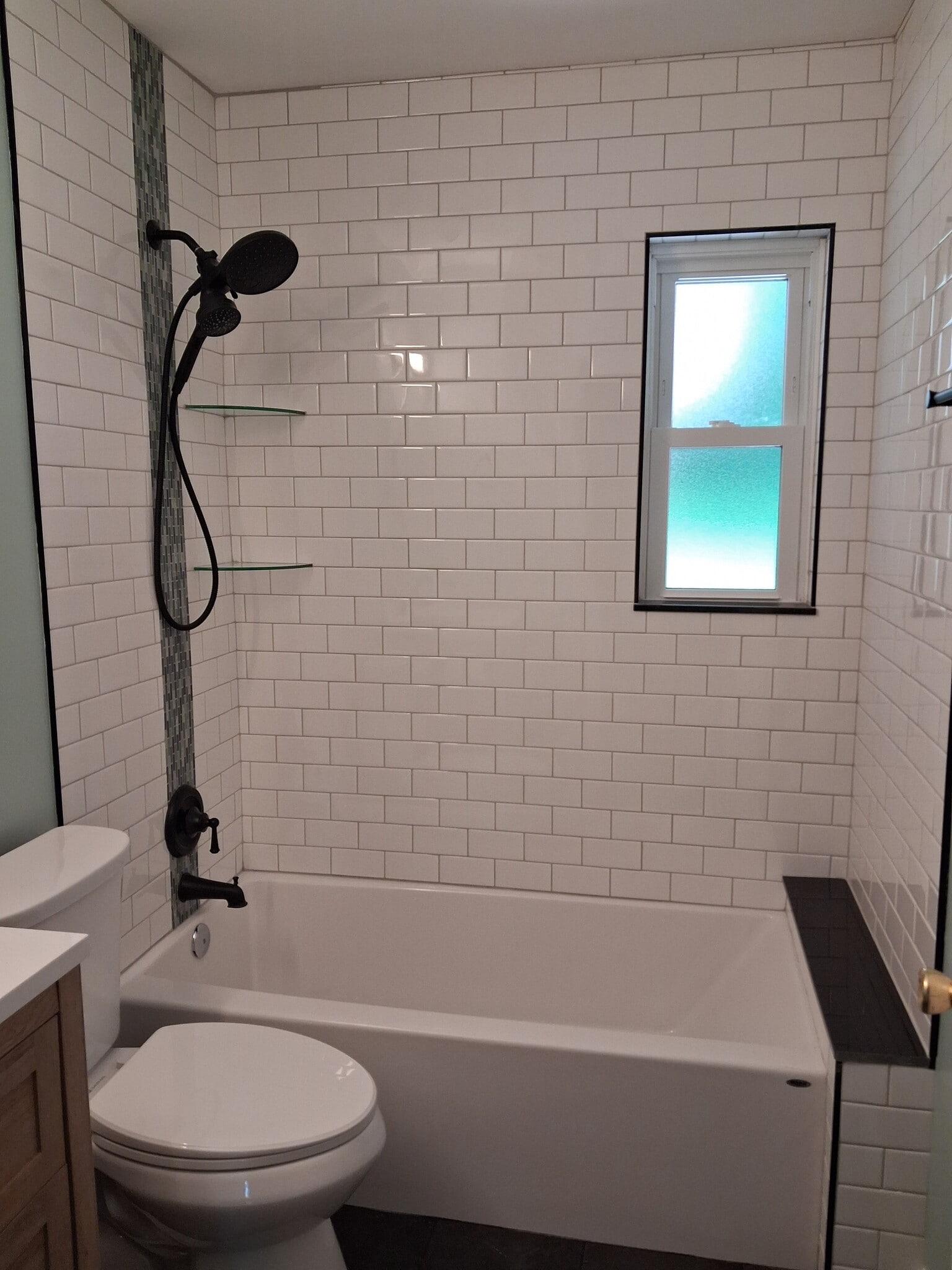 Shower tub combo - 614 N Gadsden St