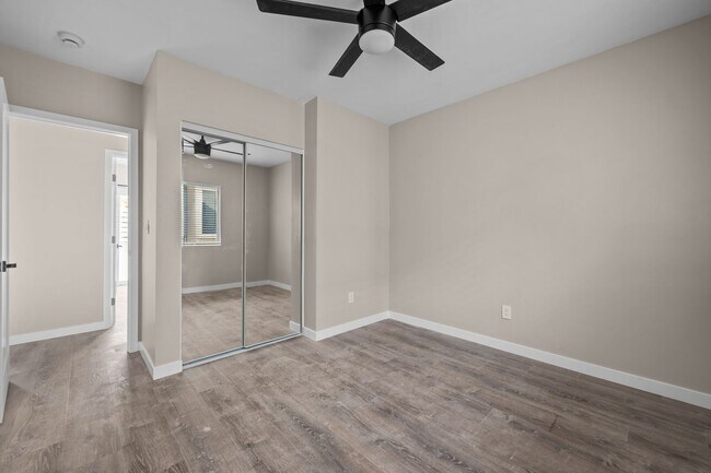 Building Photo - 6211 Mesita Dr