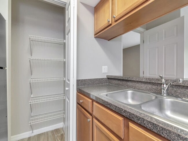 Building Photo - Ground Floor 2/2 with Conservation Views for Lease in Brandon, FL