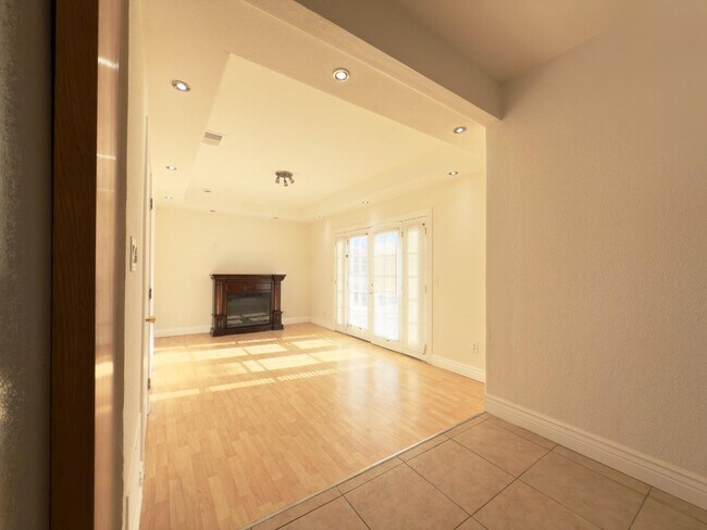 Building Photo - 1397 Adrian Way