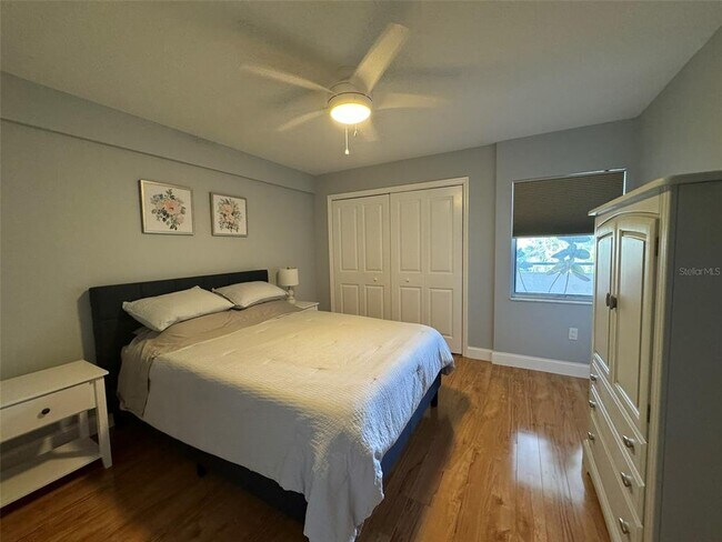 Building Photo - 5537 Sea Forest Dr