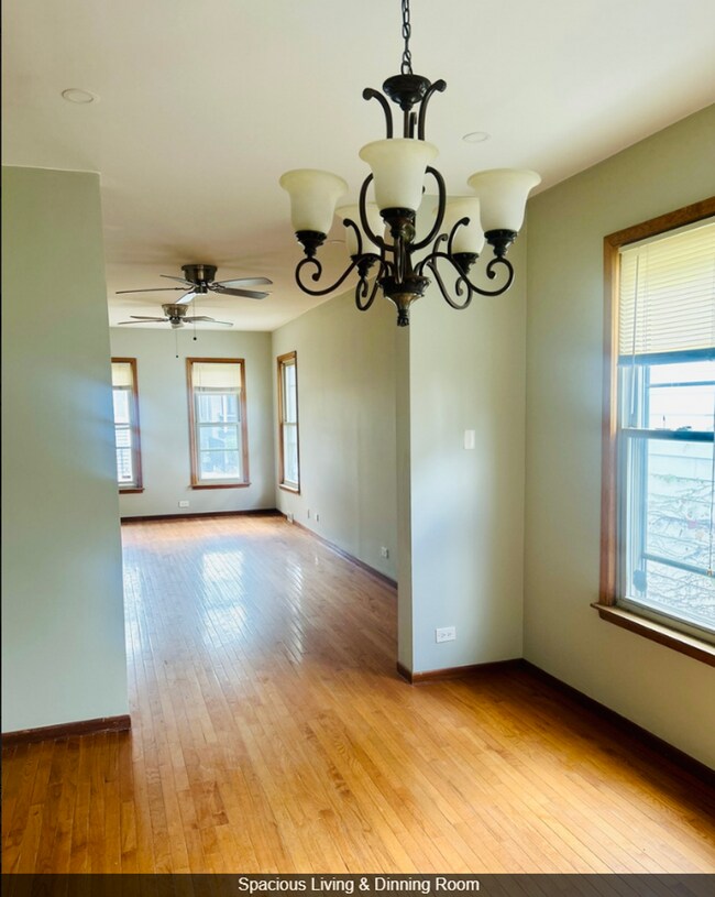 Building Photo - Yousif