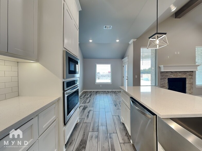 Building Photo - 10825 NW 8th St