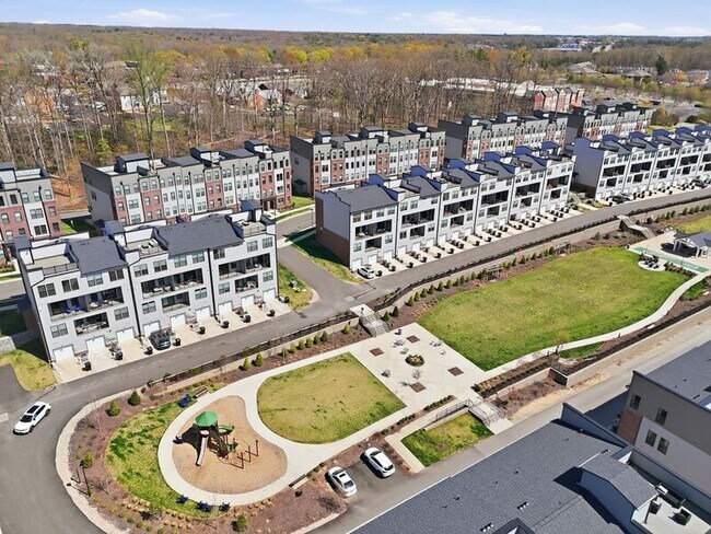 Building Photo - 13353 Coalfield Station Ln