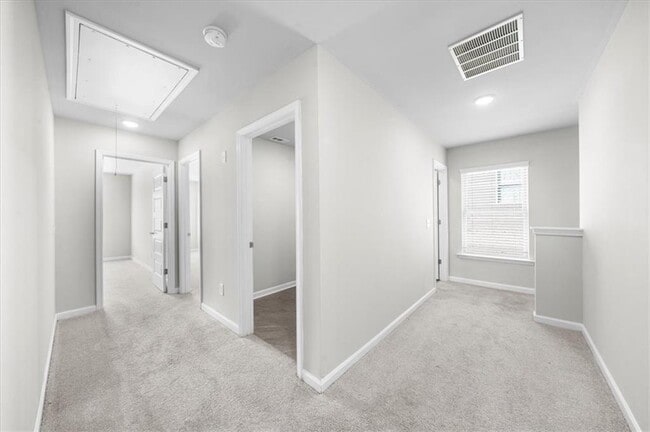 Building Photo - 210 Vickery Ln
