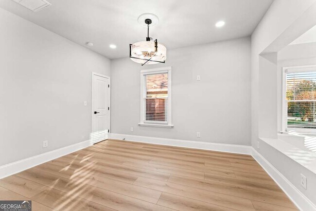 Building Photo - 2128 Hosea L Williams Dr NE