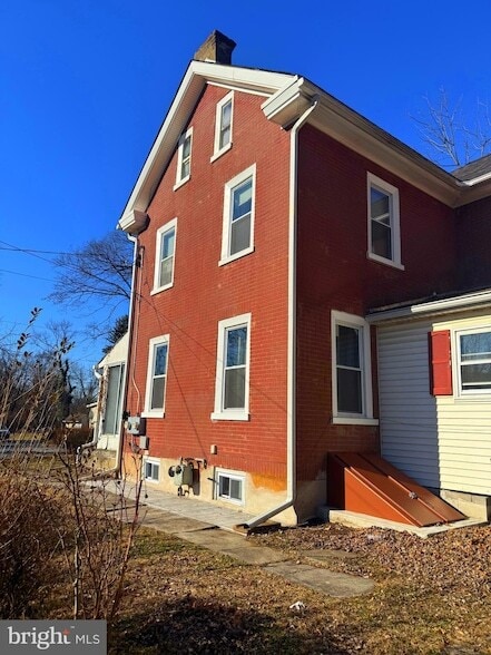 Building Photo - 101 Mill Rd