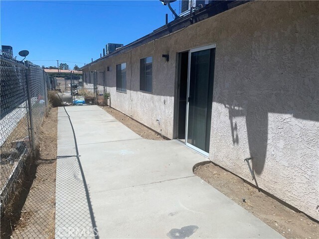 Building Photo - 15392 Bear Valley Rd