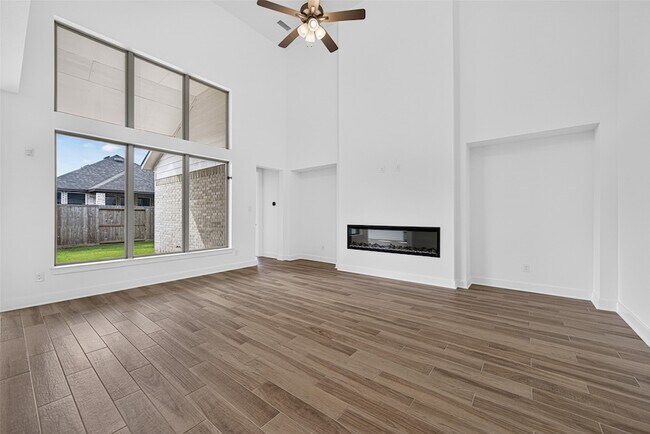 Building Photo - 2803 Sweet Honey Ln