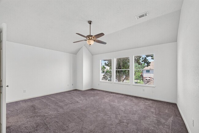 Building Photo - 1253 El Camino Village Dr