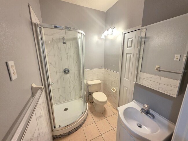 Building Photo - 2711 Star Grass Cir