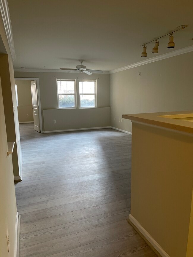 Building Photo - 12001 Market St