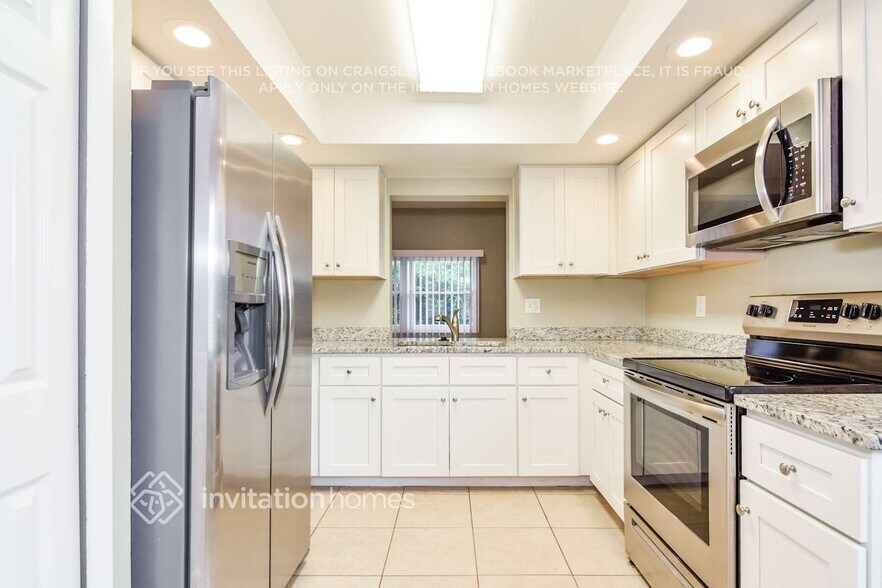 Building Photo - 2563 W Scarlet Oak Ct