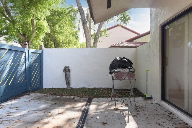 Building Photo - 12371 SW 94th Terrace