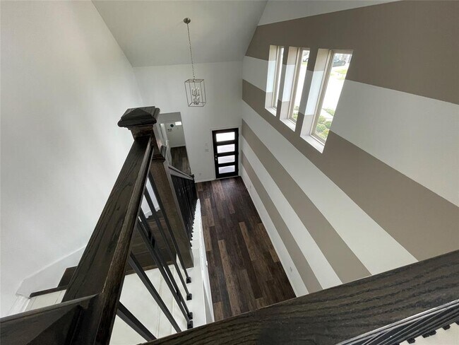 Building Photo - 10503 Dolce Ln