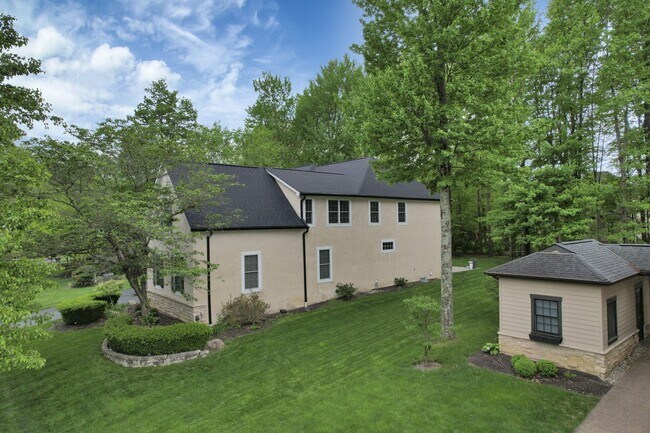 Building Photo - 7097 Pleasant Colony Cir