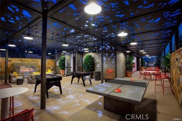 Building Photo - 4068 Summer Wy