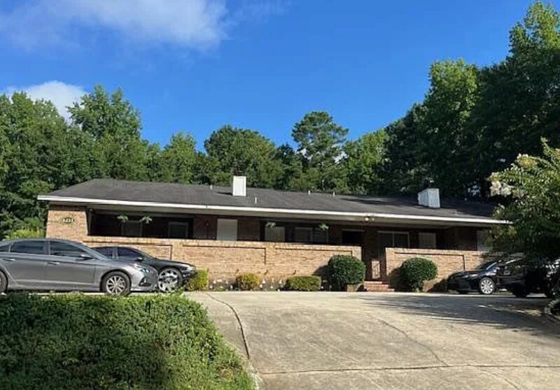 Primary Photo - 6233 Cross Tie Ct