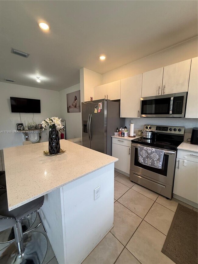 Building Photo - 13266 SW 285th St