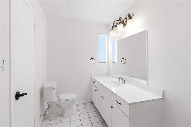 Building Photo - 2504 Northcrest Dr