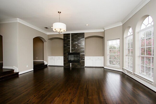 Building Photo - 1709 Peden St