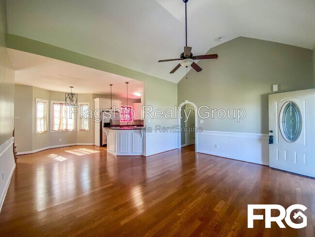 Building Photo - 101 Autumn Ridge Dr