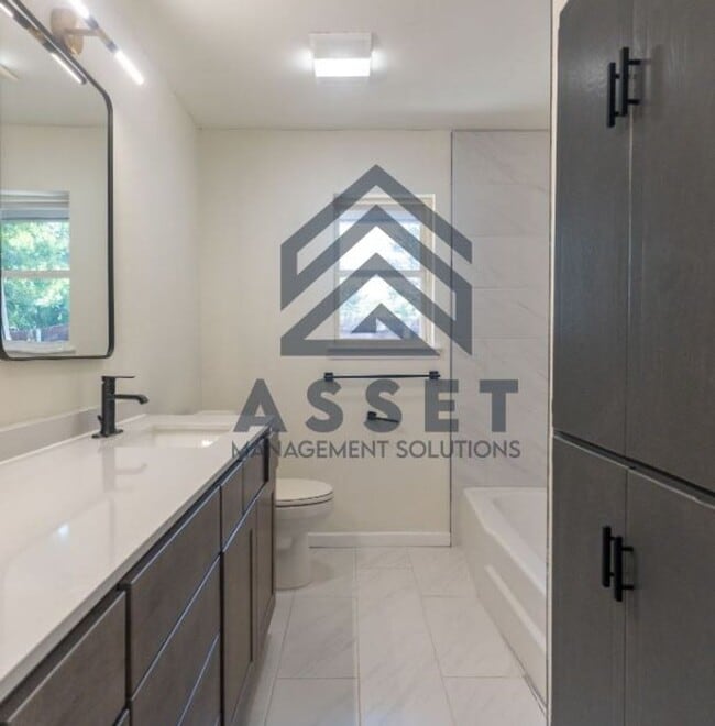 Building Photo - Rent to Own Available in Edmond, Ok!