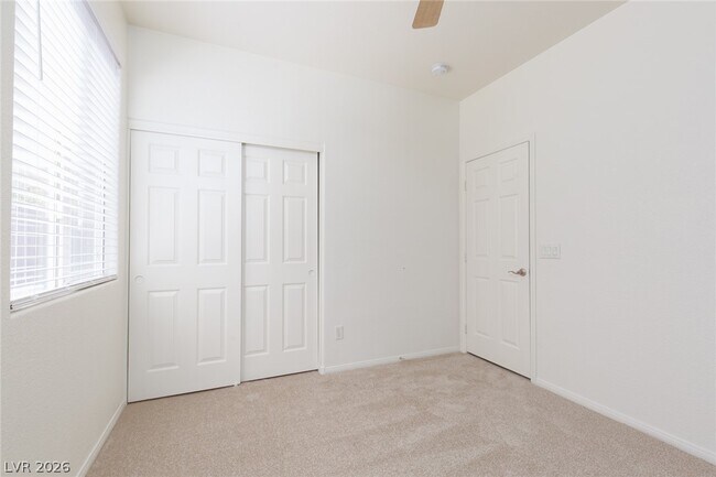 Building Photo - 787 Rise Canyon Dr