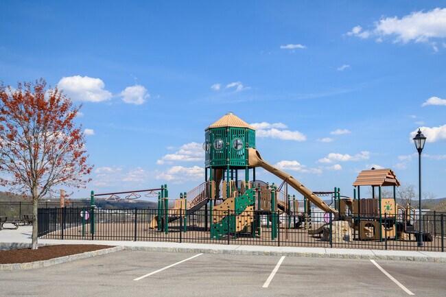 Building Photo - 159 Brentwood Cir