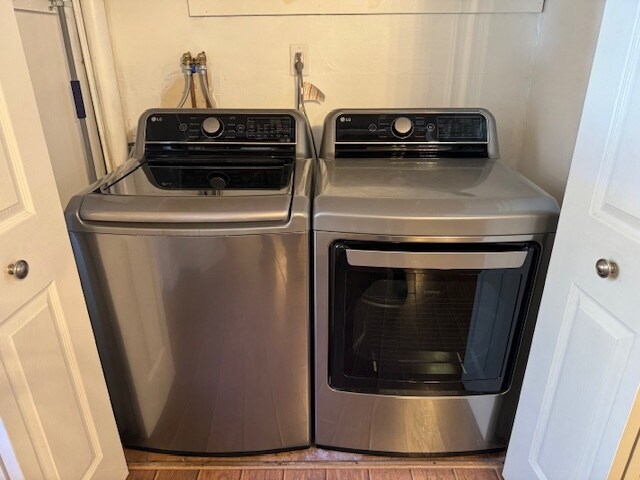 Washer and dryer room - 312 Lehigh Dr