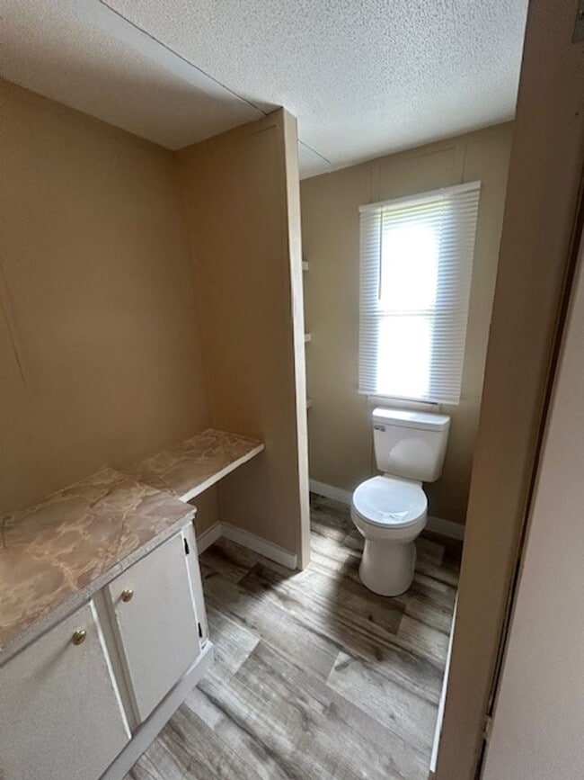 Building Photo - 3-bedroom, 2-bath mobile home