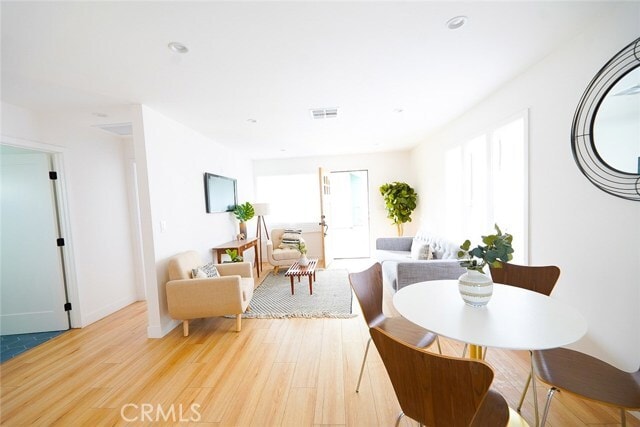 Building Photo - 3642 6th Ave