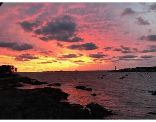 Building Photo - 147 Front St