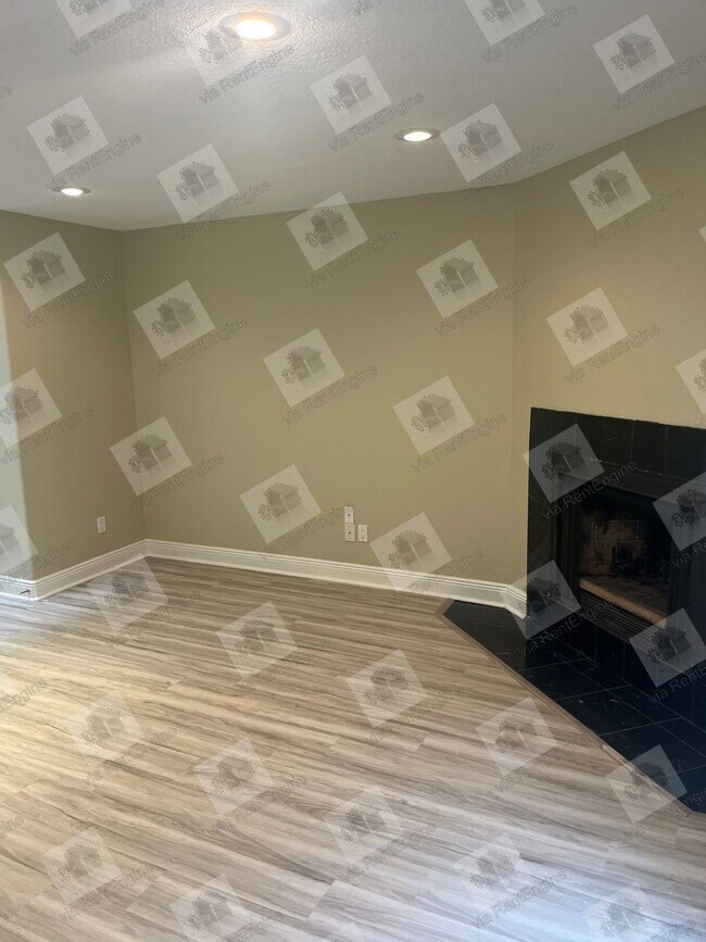 Building Photo - 4278 Brookside Dr