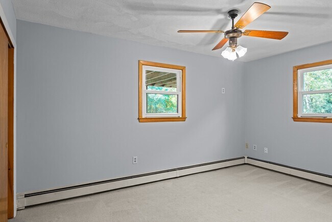 Building Photo - 330 Swains Pond Ave
