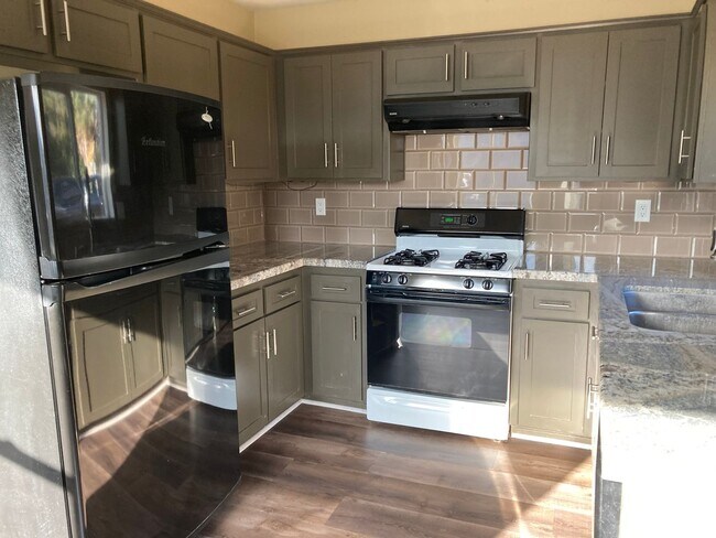 Building Photo - Magnificent Alpine Chalet with Breathe Tak...